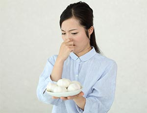 にんにくの臭いと口臭を消す方法